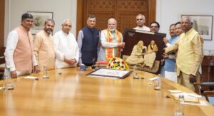 આર્ય સમાજની સ્થાપનાના 150 વર્ષ પૂર્ણ થવા નિમિત્તે આયોજિત થનાર સાર્ધશતી સમારોહ માટે આમંત્રણ પાઠવ્યું